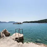 ゲストハウス Simunovic スドゥラド