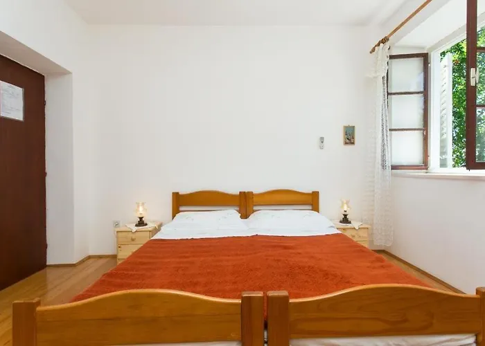 Simunovic Casa de hóspedes Sudurad